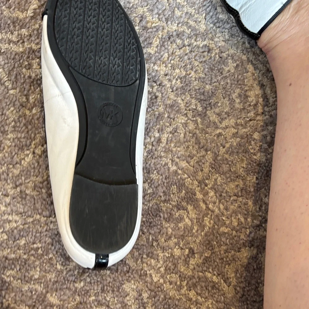 MICHAEL Michael Kors Black and White Patent Cap Toe Bow Ballet Flats - Picture 7 of 10